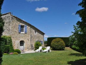 Pretty stone house with terrace and garden, Lussan